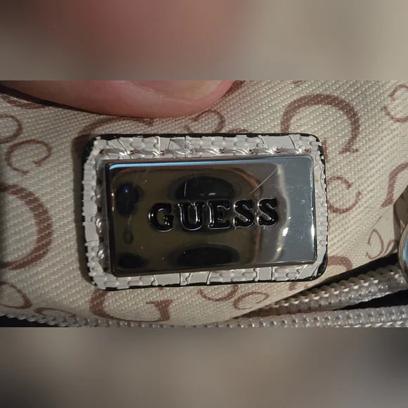 Guess Medium Satchel Purse - Picture 3 of 11